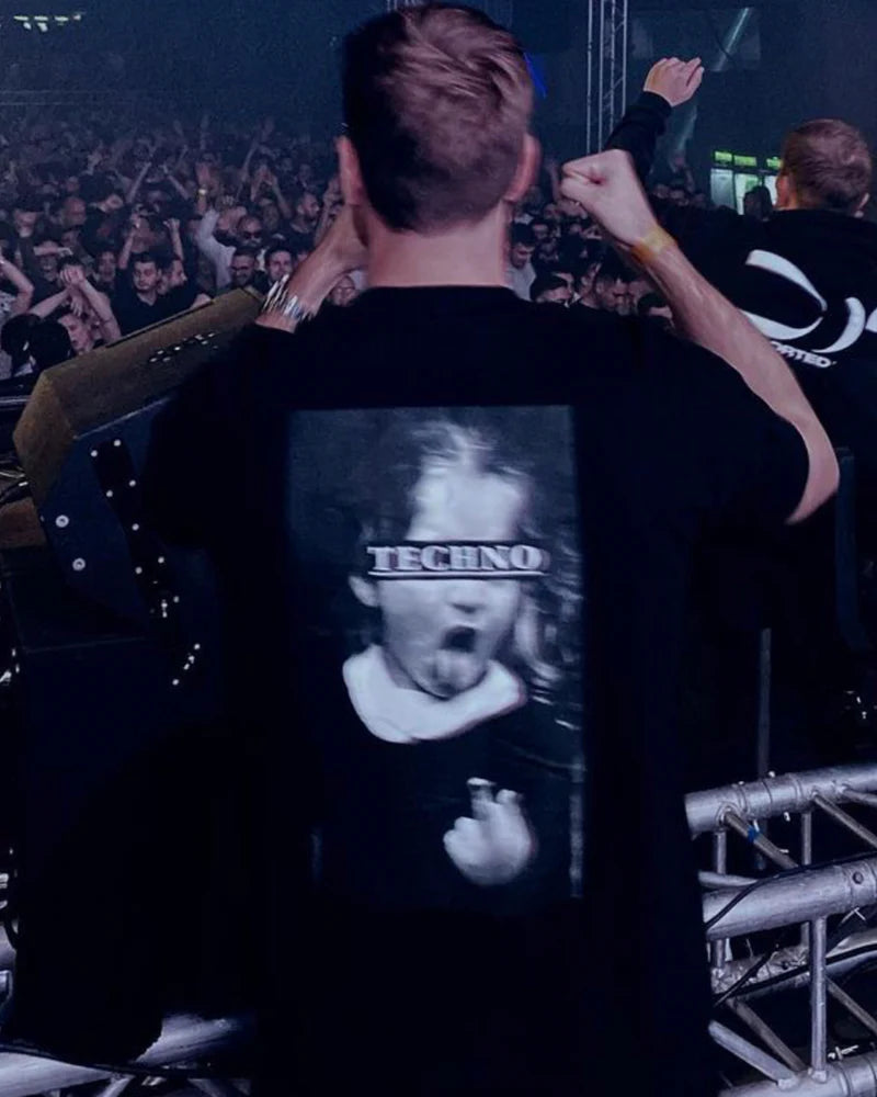 TECHNO GIRL - OVERSIZED SHIRT